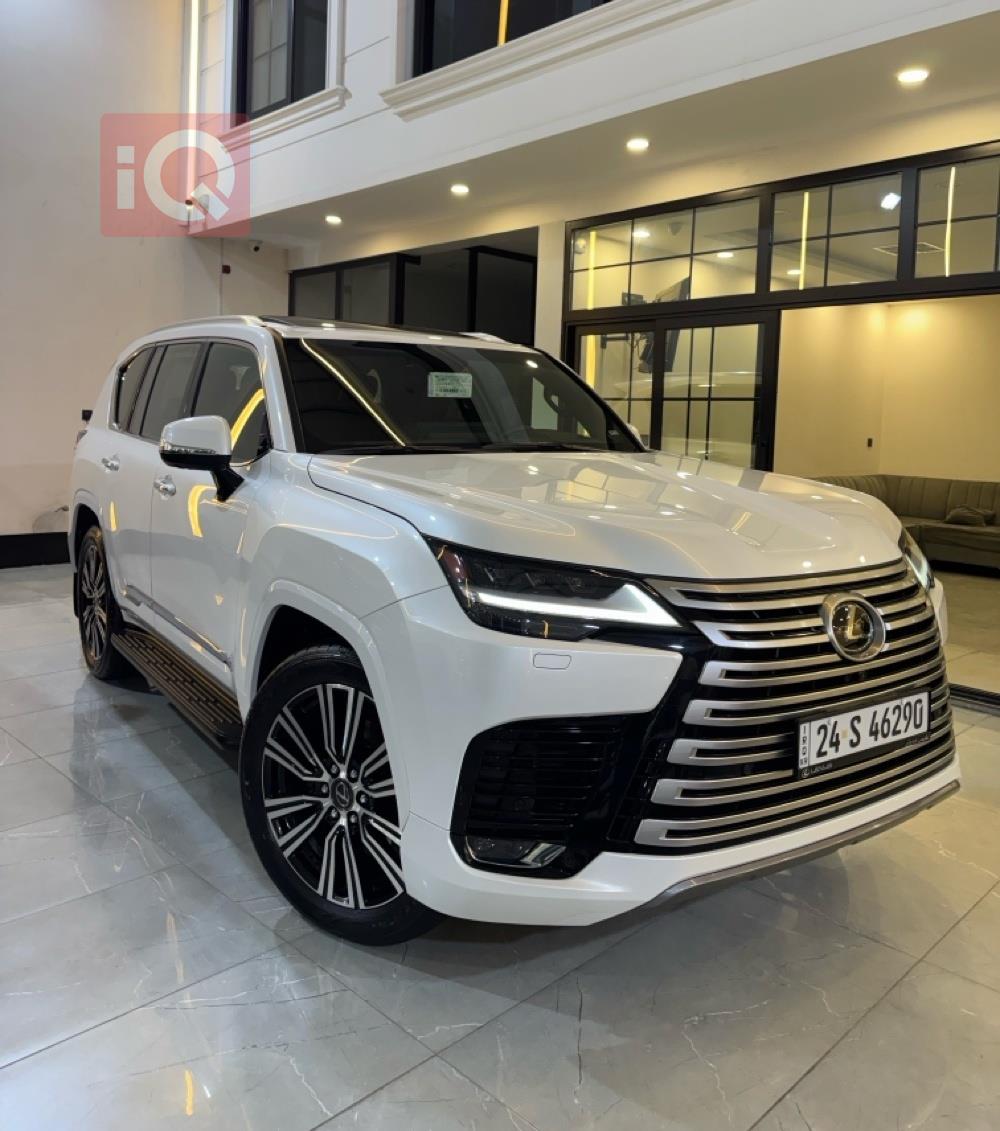 Lexus LX